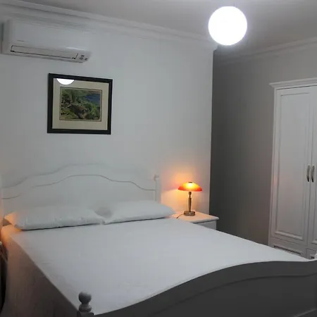 Pier House Apartment